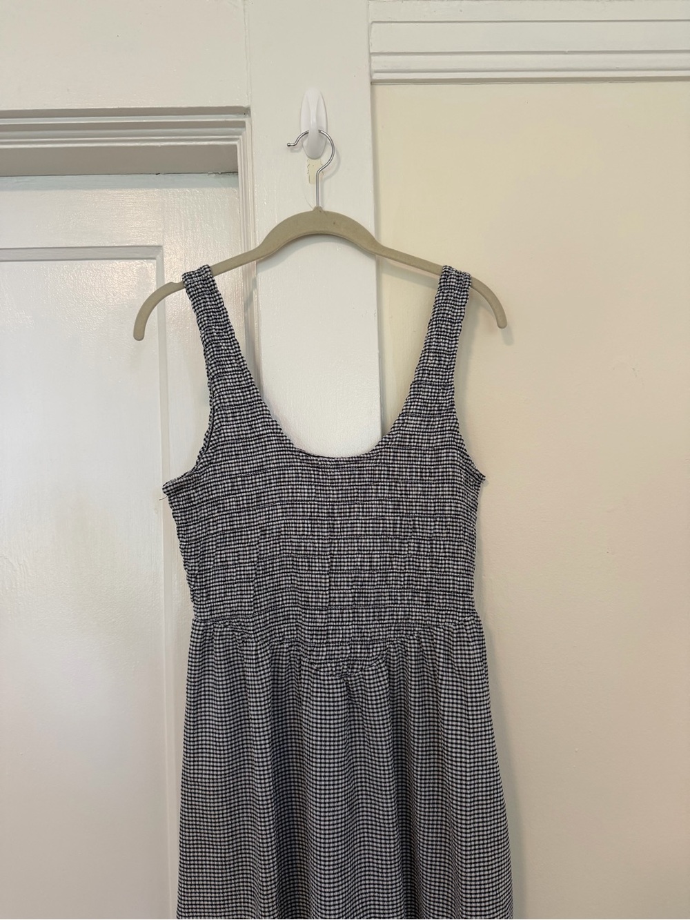Old Navy Navy Gingham Smocked Midi Dress - Picture 6 of 7